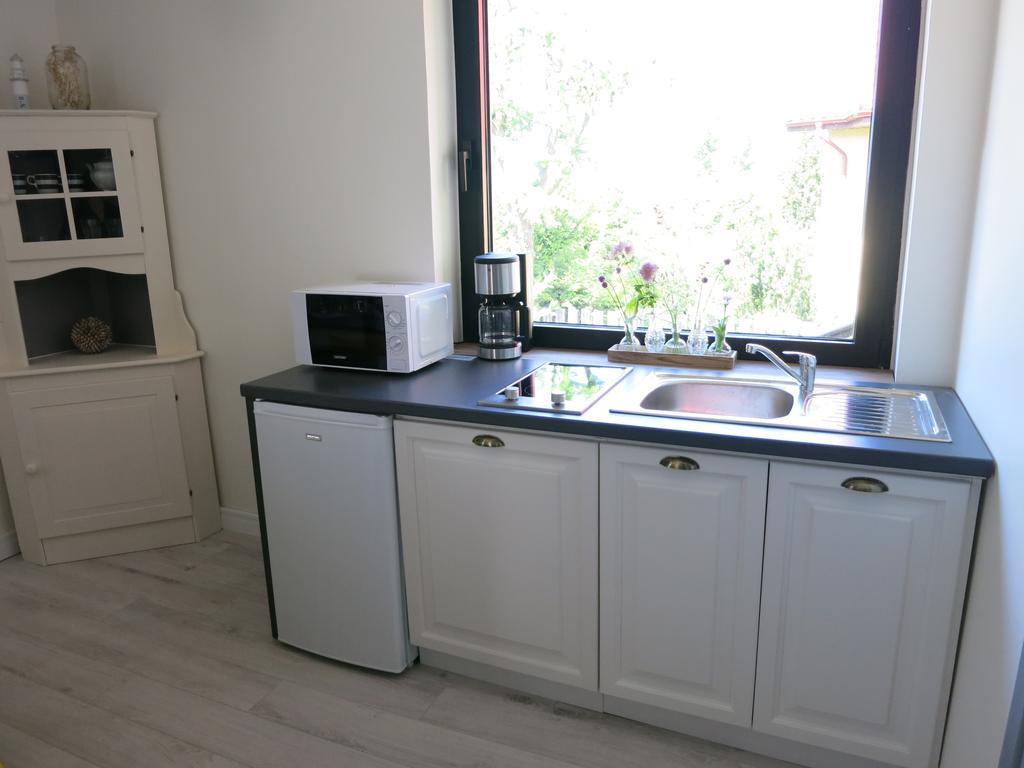 Male Letnisko, Butikowy Pensjonat Obok Plazy Puck Room photo